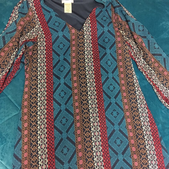 Aztec print long-sleeved shift dress - Picture 5 of 7